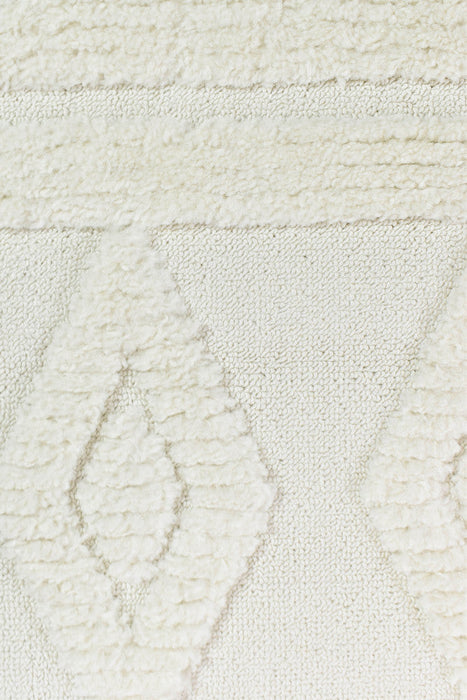 August A1211A Cream