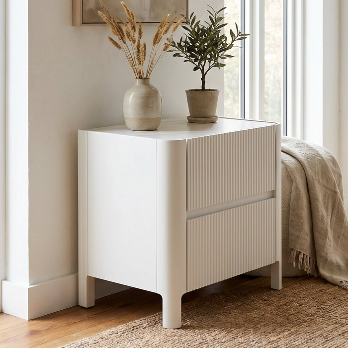Pari Bedside
