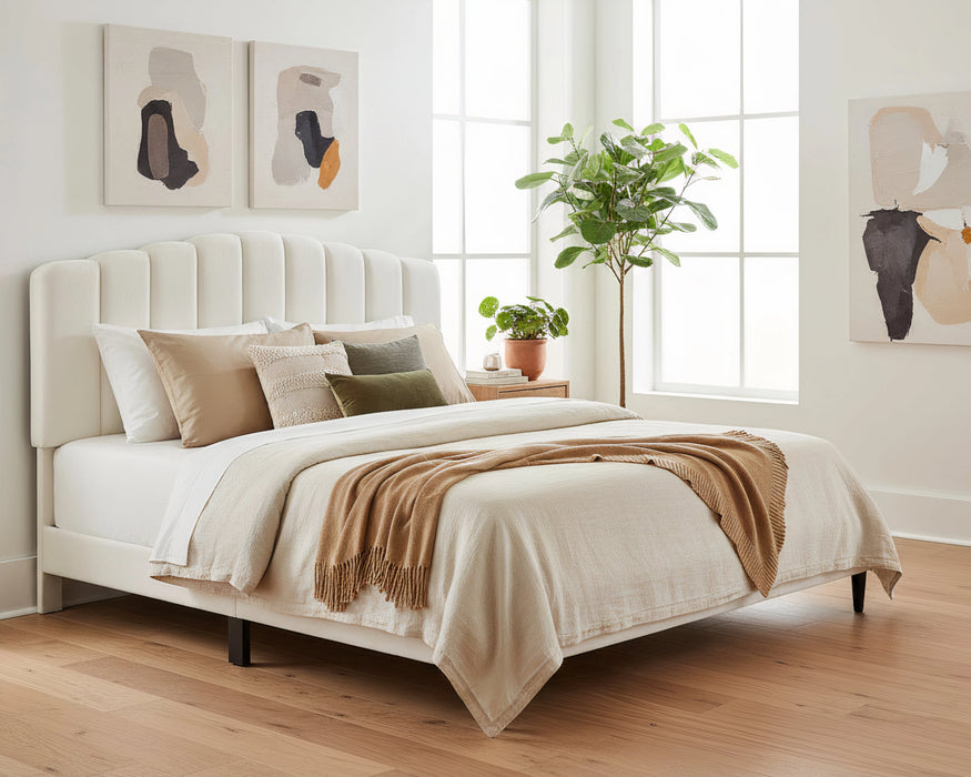 Pearl Fabric Bed